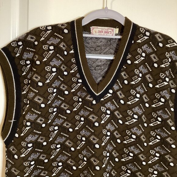 Vintage Woollen Mills Men's Brown Vest 100% Pure Shiv Shakti Grandad Size L - Picture 2 of 5